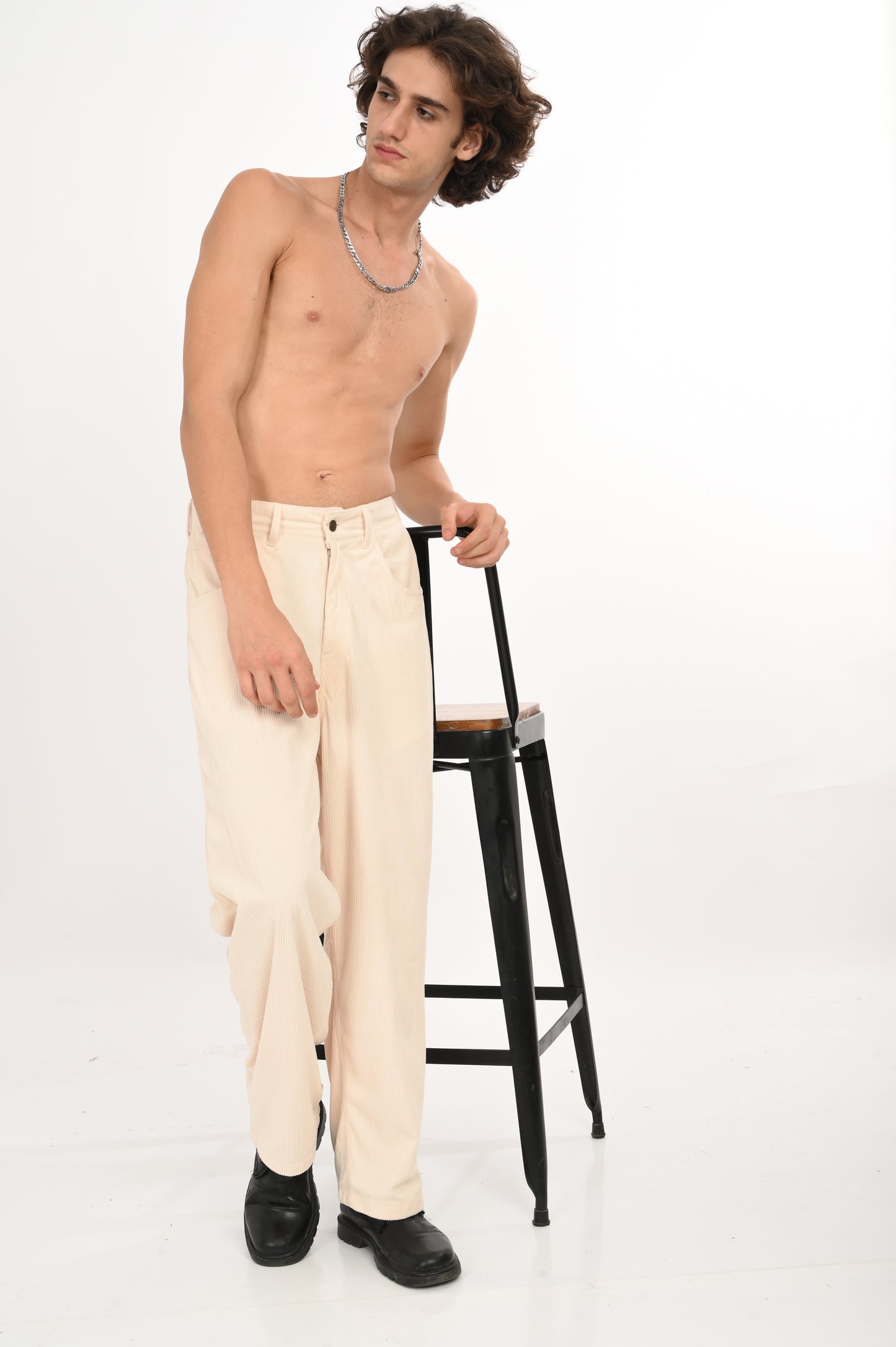 DLAZY HALF WHITE BAGGY CORDUROY PANT