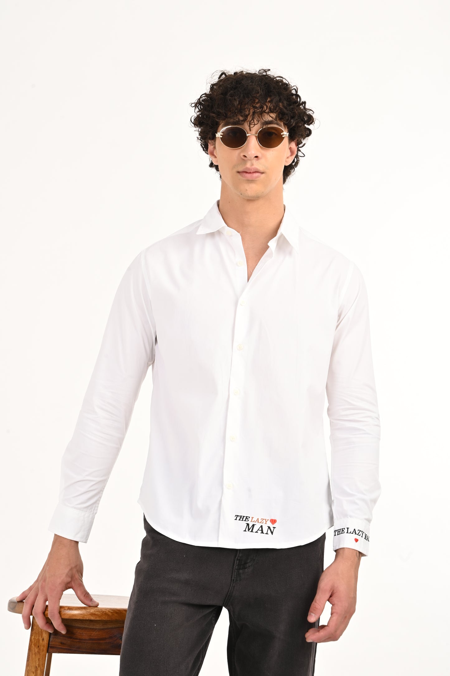 DLAZY WHITE THE LAZY MAN EMBROIDERY SHIRT