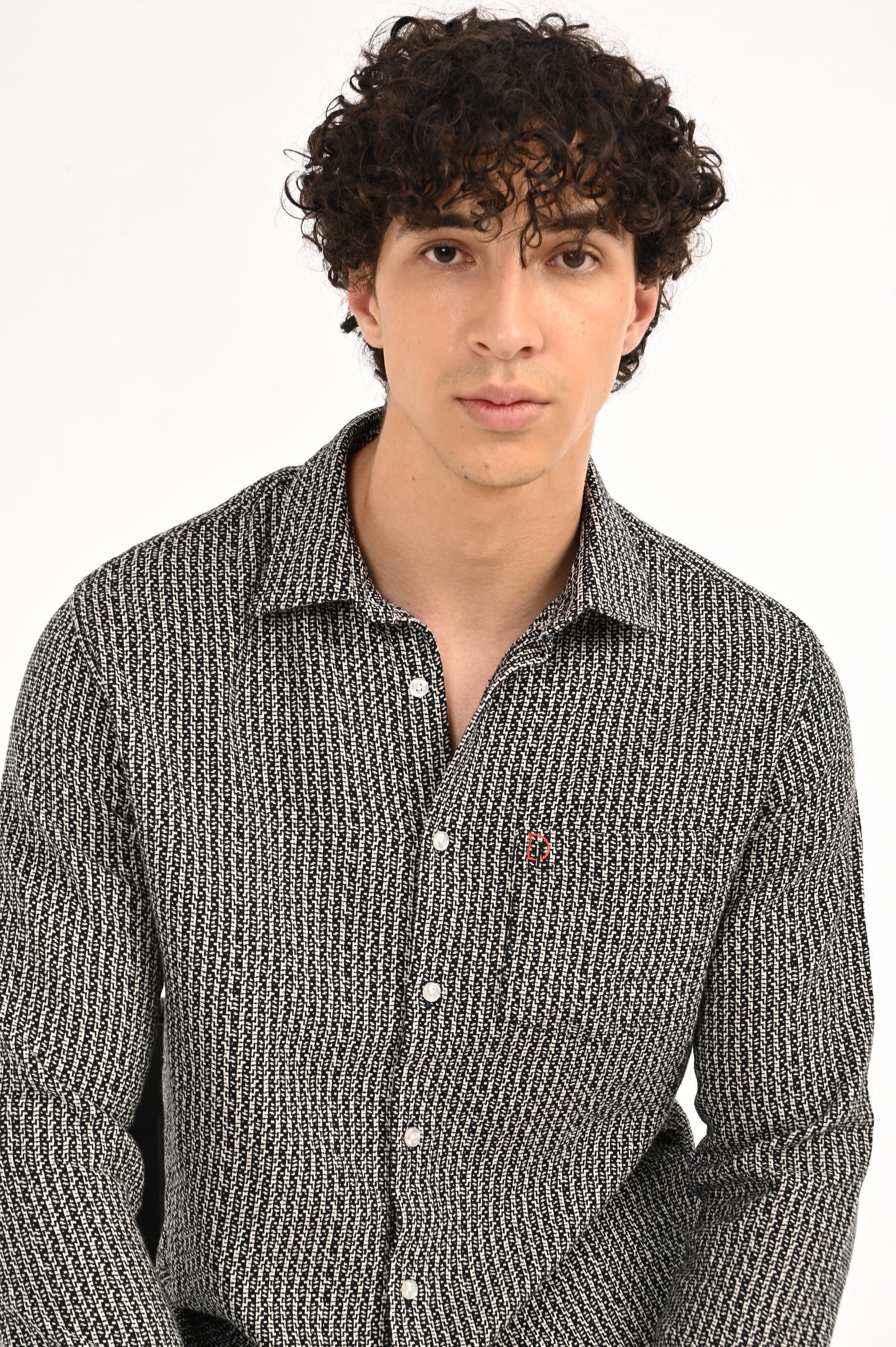 DLAZY MEN BLACK AND WHITE TEXTURED SHIRT