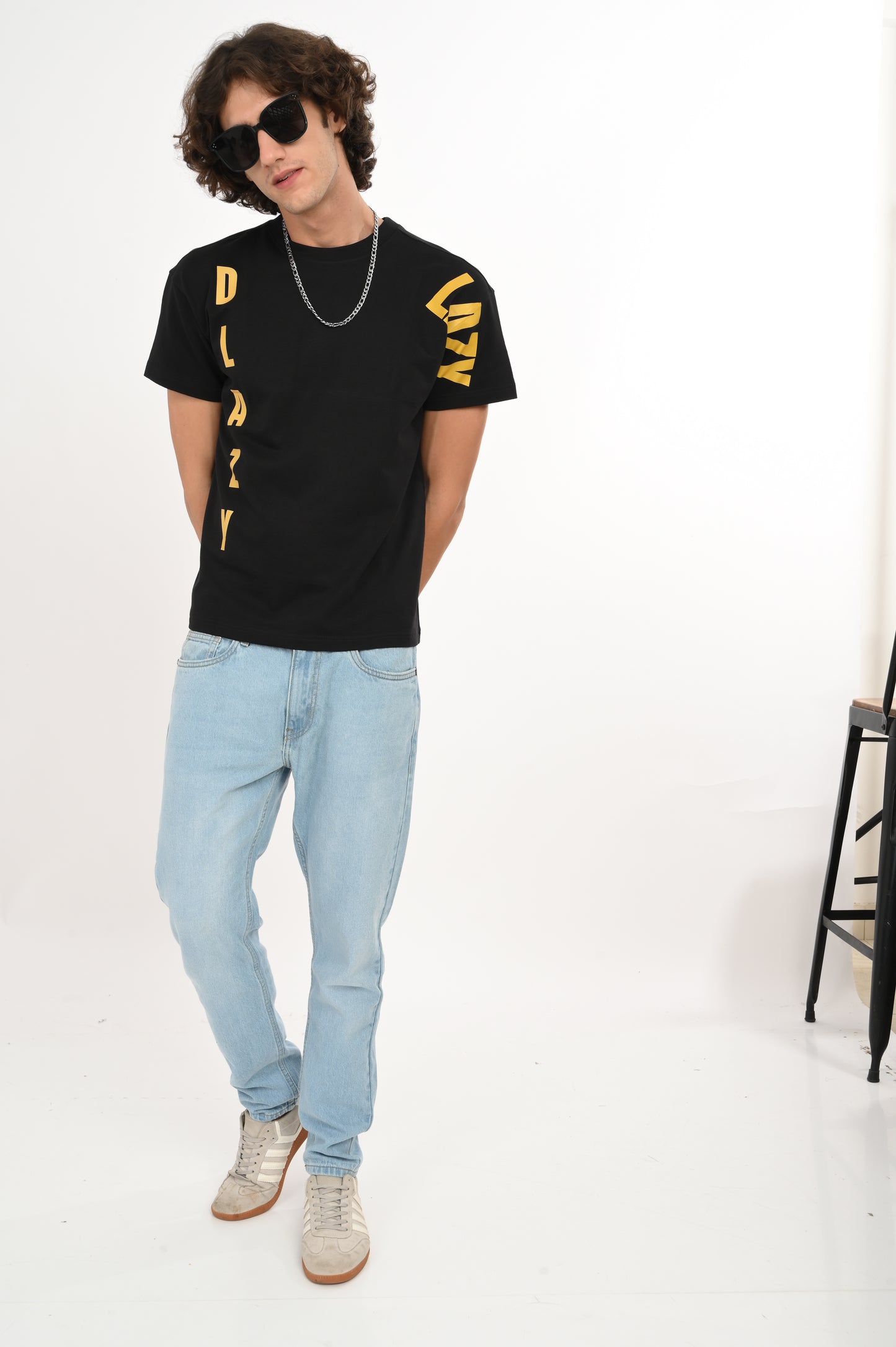 DLAZY BLACK OVERSIZED TEE