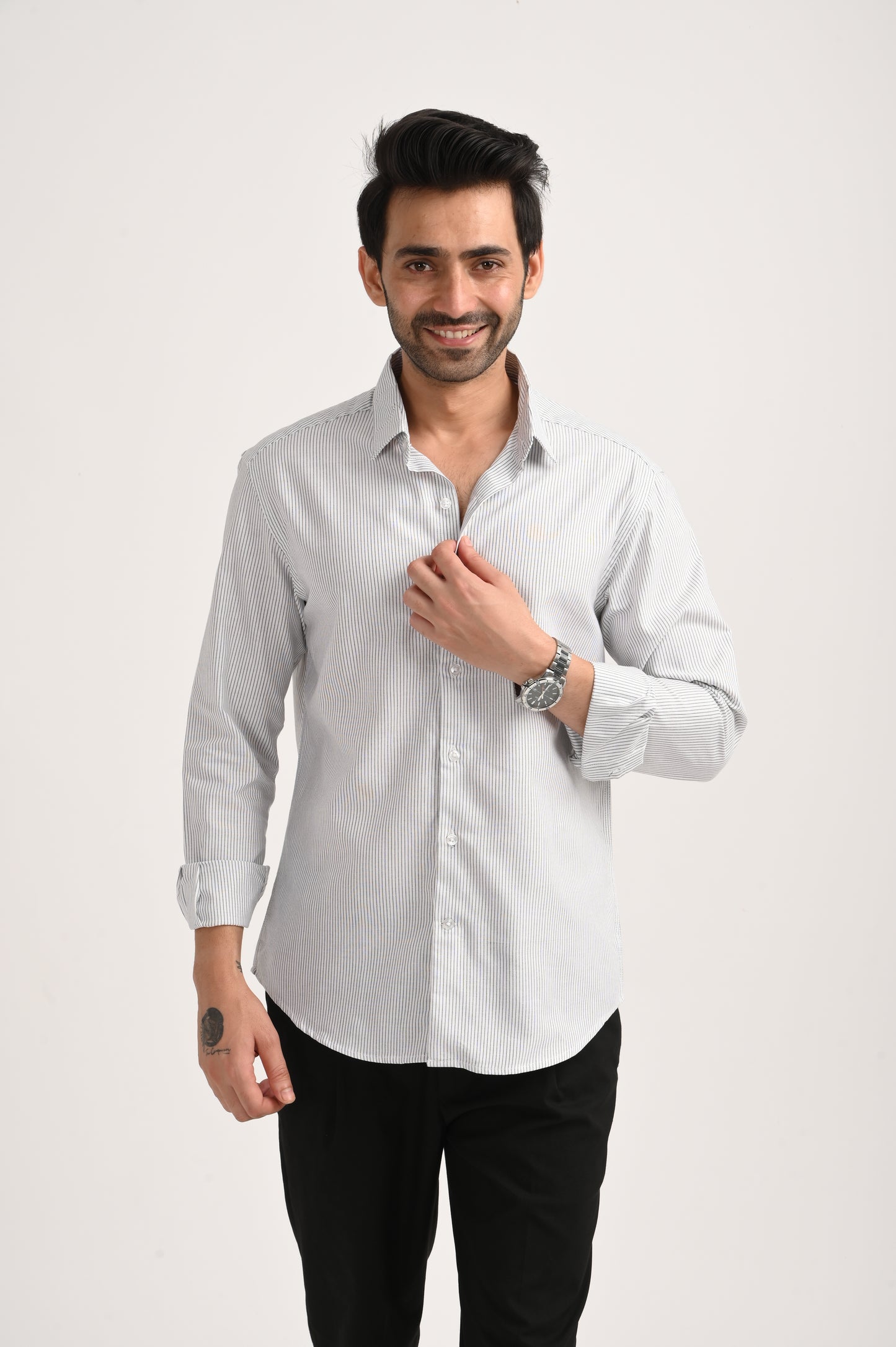 DLAZY MEN BLACK STRIPES REGULARLY FIT SHIRT