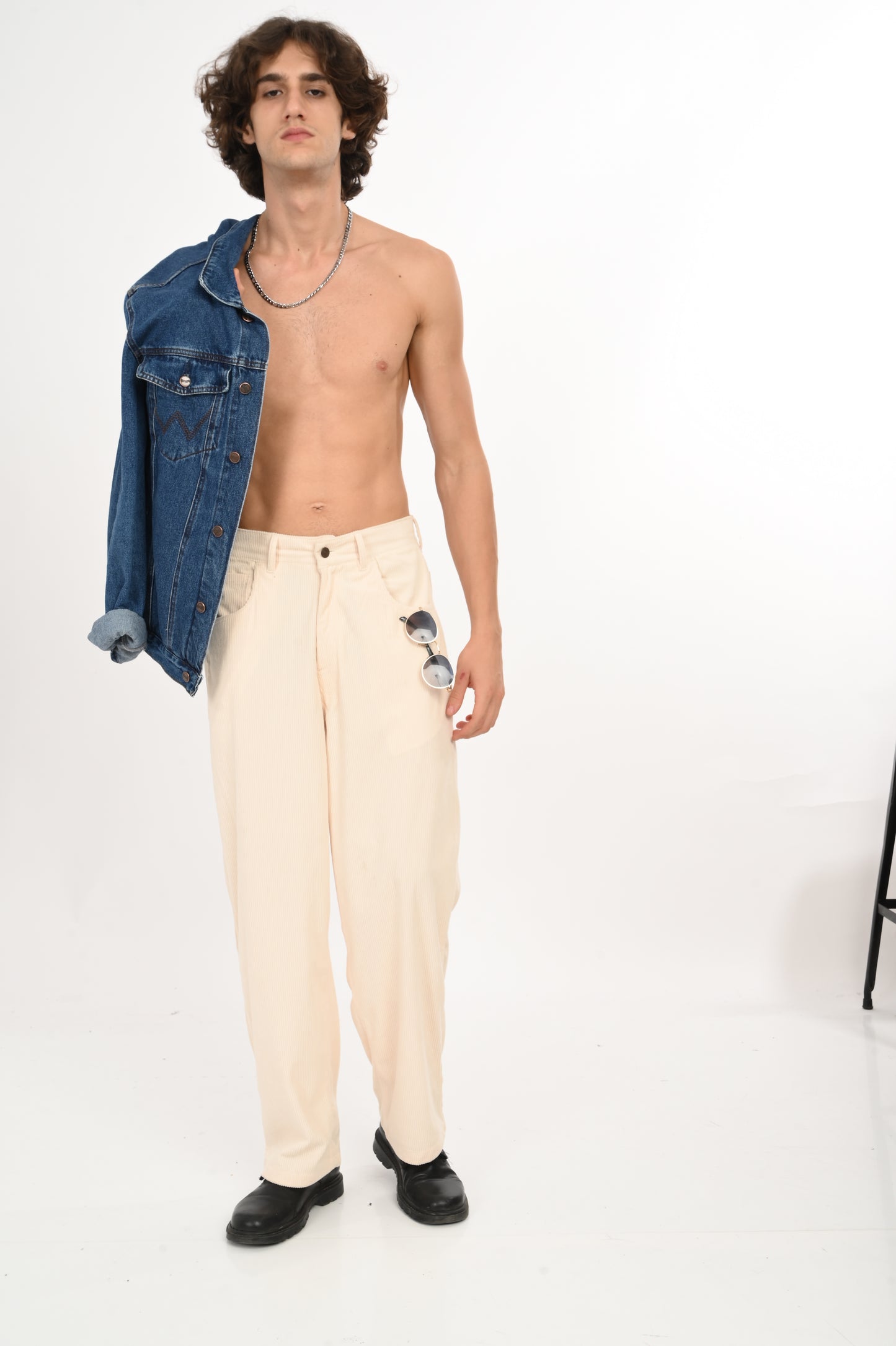 DLAZY HALF WHITE BAGGY CORDUROY PANT