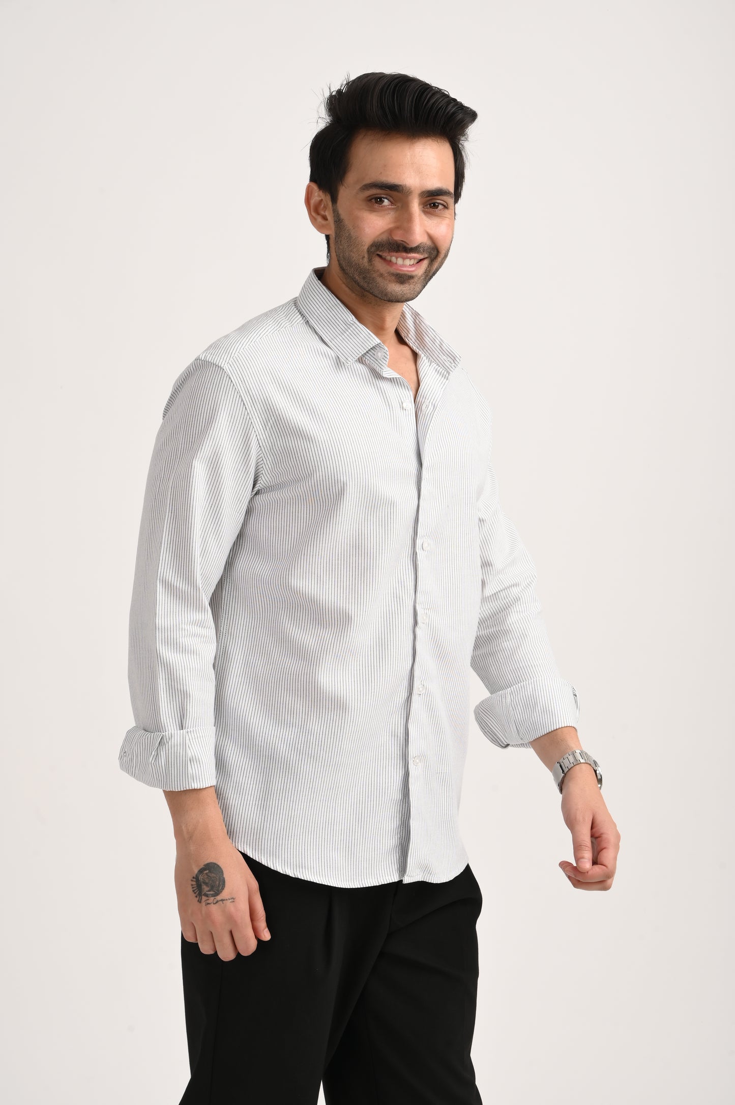 DLAZY MEN BLACK STRIPES REGULARLY FIT SHIRT