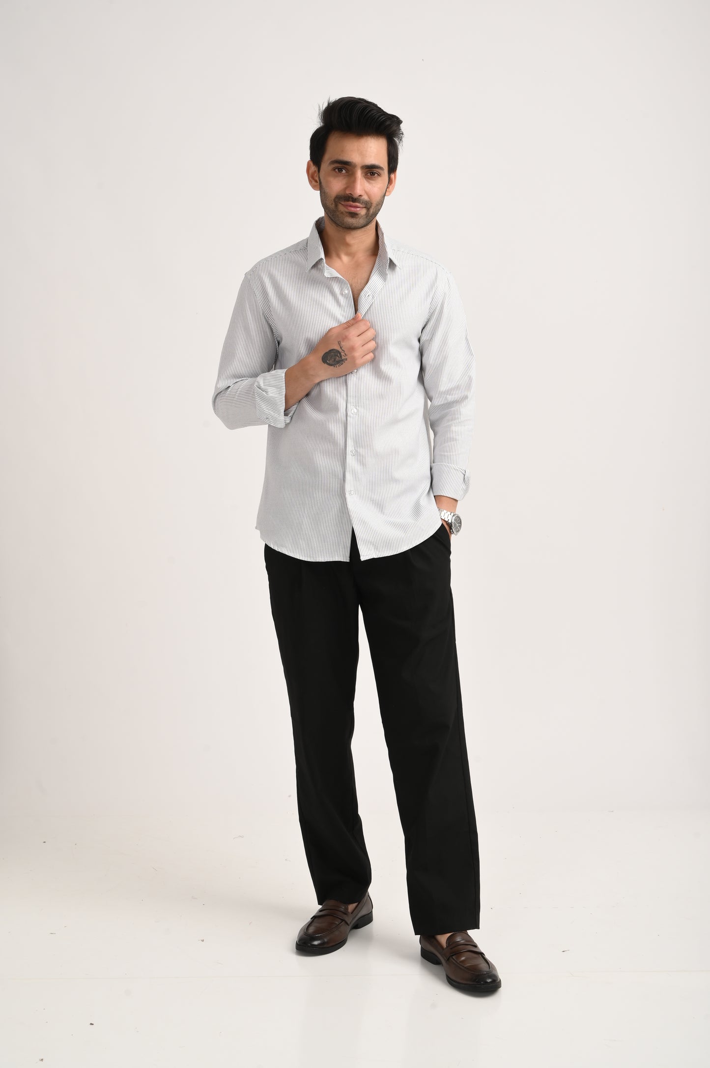 DLAZY MEN BLACK STRIPES REGULARLY FIT SHIRT