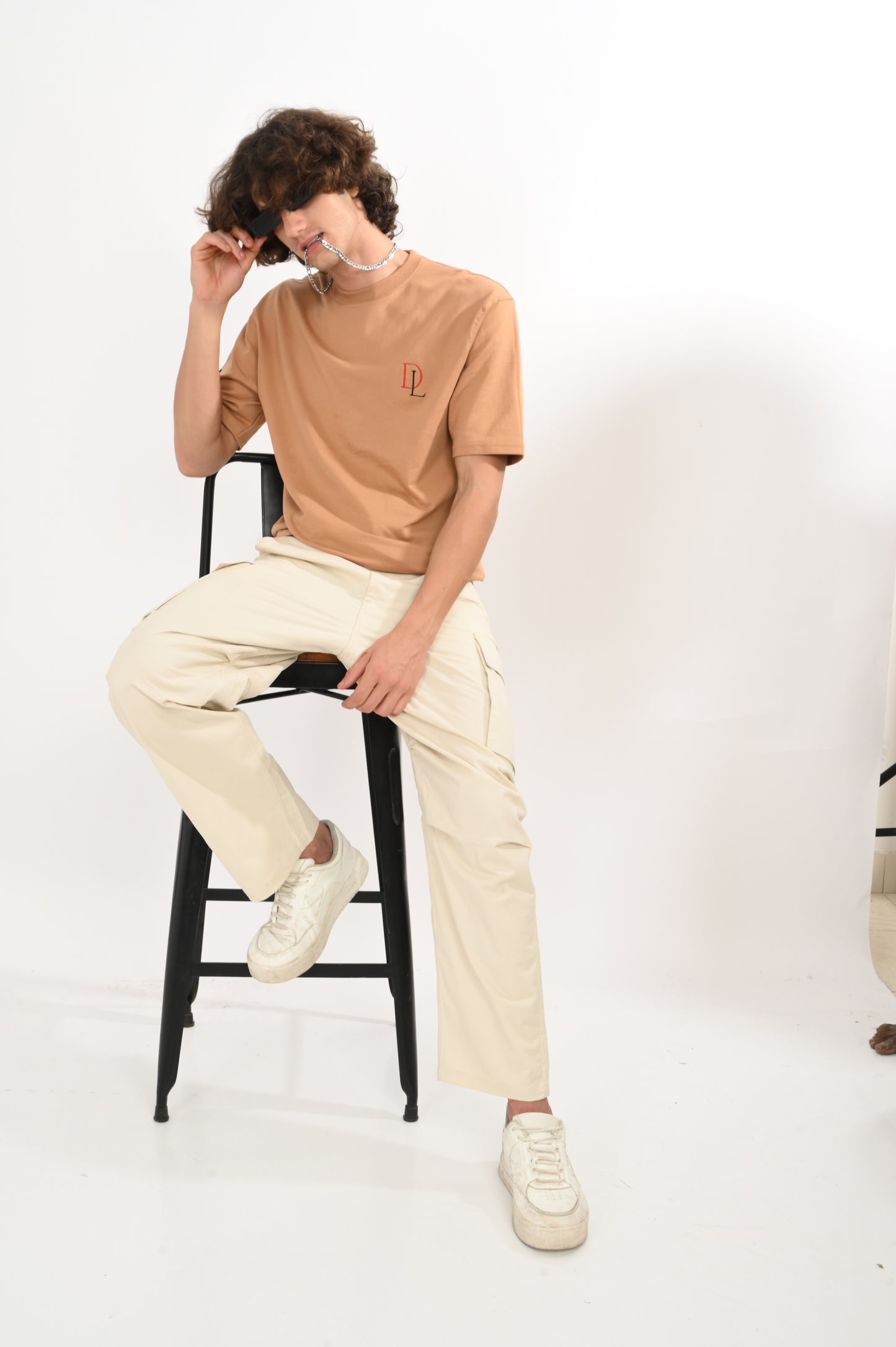 DLAZY PUPPY CARMEL BROWN OVERSIZED TEE