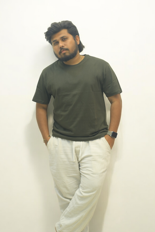 DLAZY OLIVE GREEN : Regular fit 210 gsm premium cotton plain T-shirt